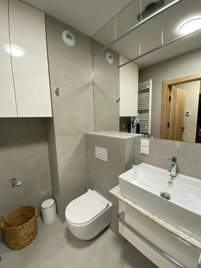 Apartamenty Magia Z Bezplatnym Parkingiem I Klimatyzacja Rzeszów Exteriér fotografie