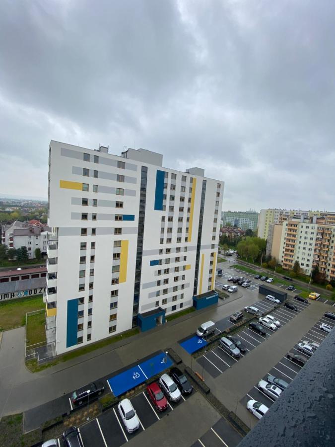 Apartamenty Magia Z Bezplatnym Parkingiem I Klimatyzacja Rzeszów Exteriér fotografie